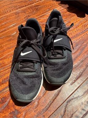 Nike TR 12 Training shoes
